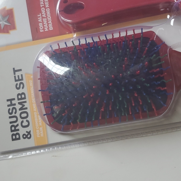 Tractor Supply Equine Grooming Brush/Comb Set - Picture 3 of 7